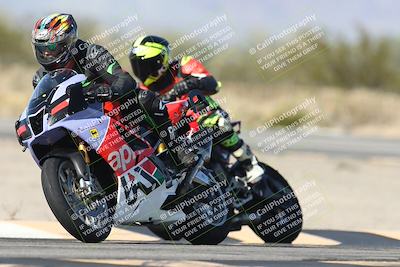 media/Dec-01-2025-Moto Forza (Mon) [[2daa91e15f]]/2-Intermediate Group/Session 3 (Turn 3)/